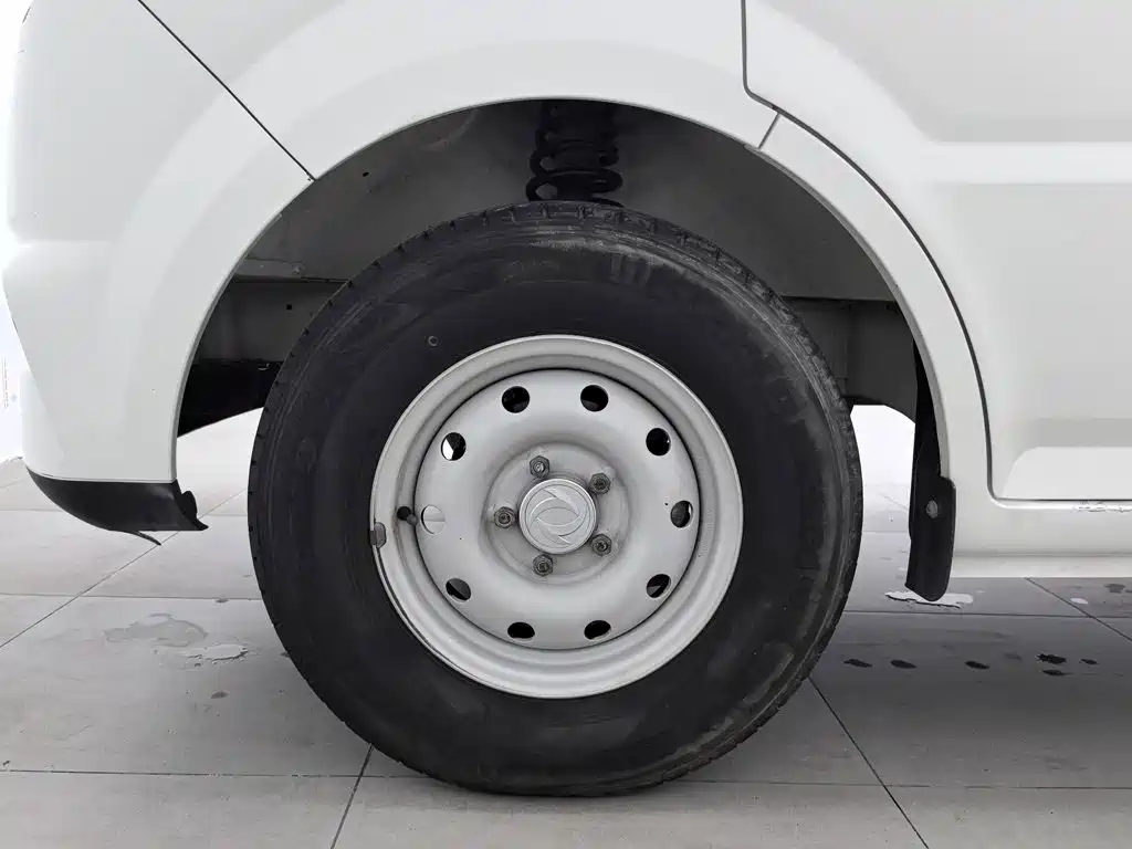 Dongfeng EM27 — фото 17