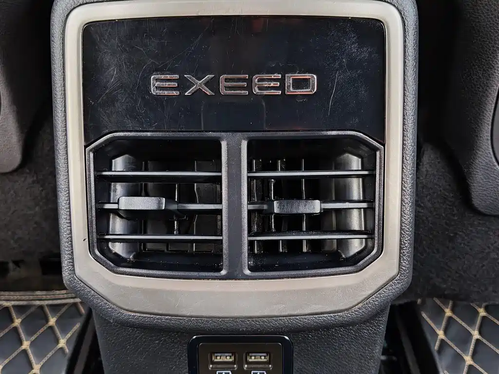 Exeed Exeed TX — фото 19