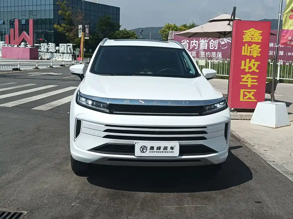 Exeed Zhaofeng — фото 2