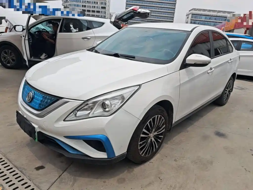 Fengxing Fengxing S50EV — фото 2