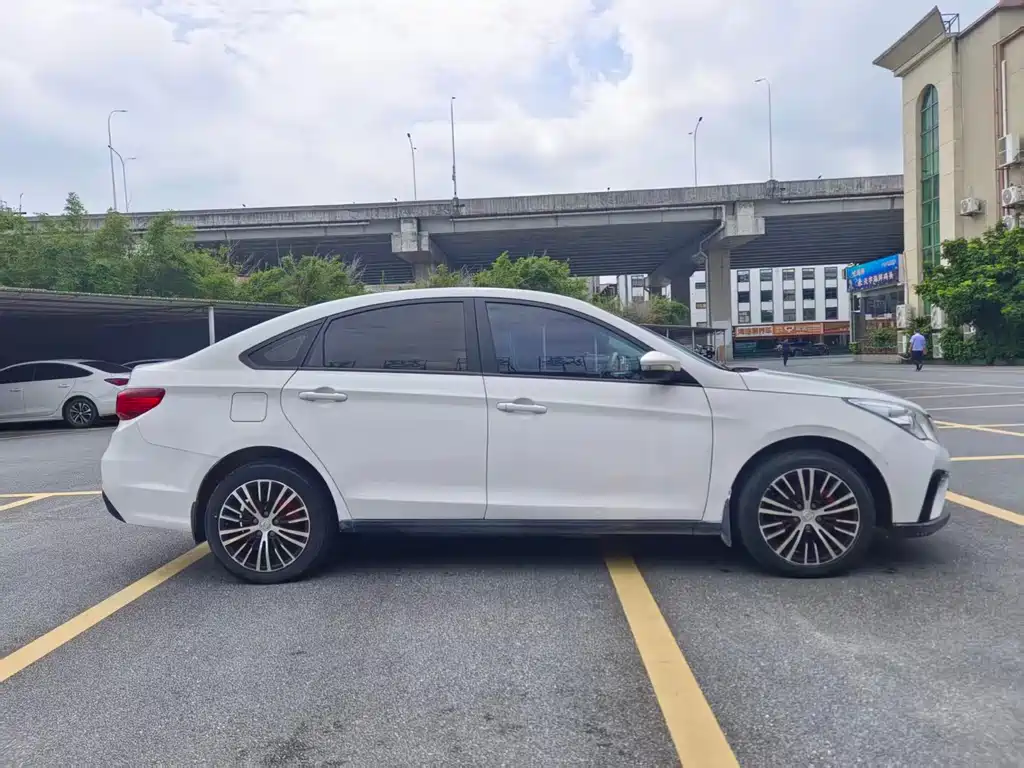 Fengxing Fengxing S50EV — фото 3