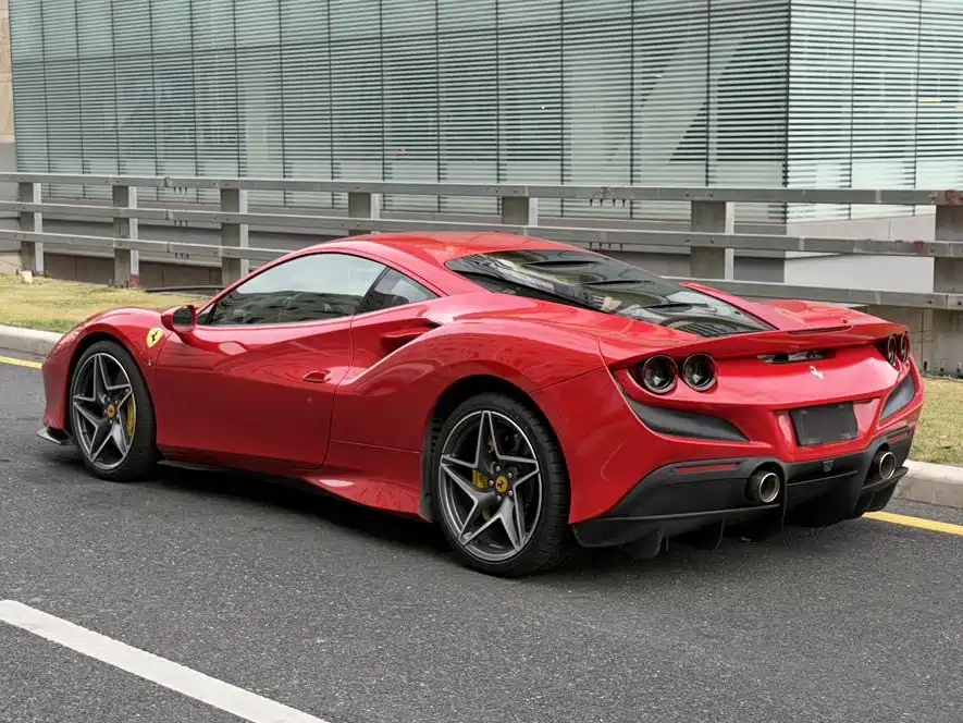 Ferrari F8 — фото 4