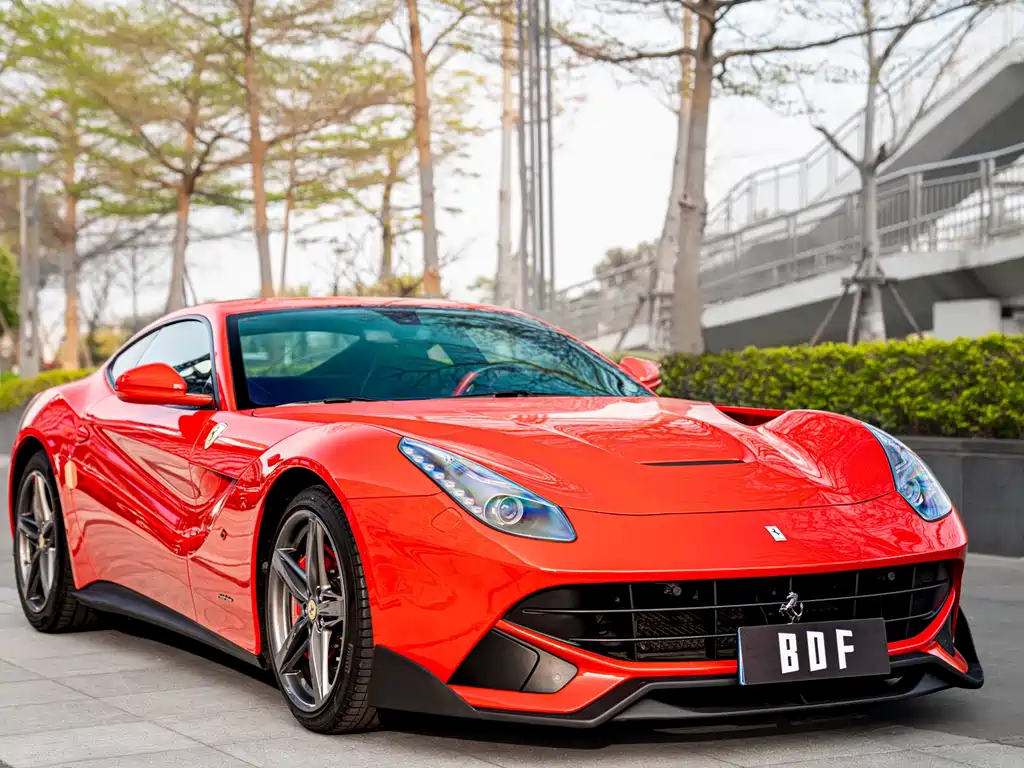 Ferrari F12berlinetta — фото 3
