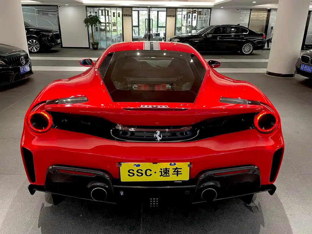 Ferrari 488 — фото 6