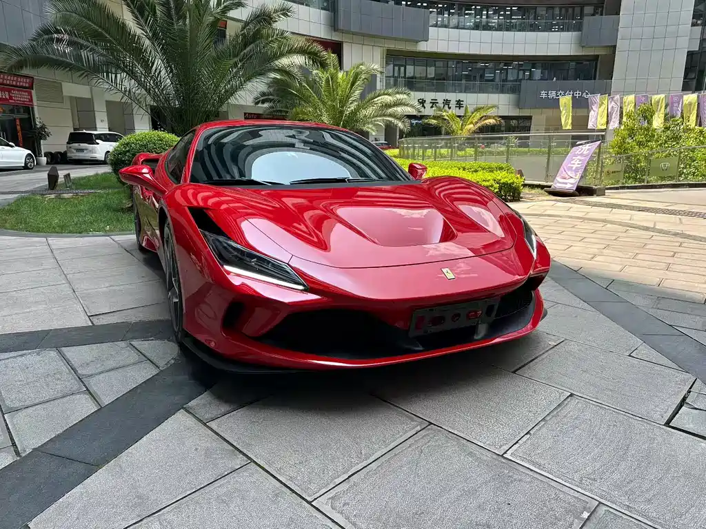 Ferrari F8 — фото 3