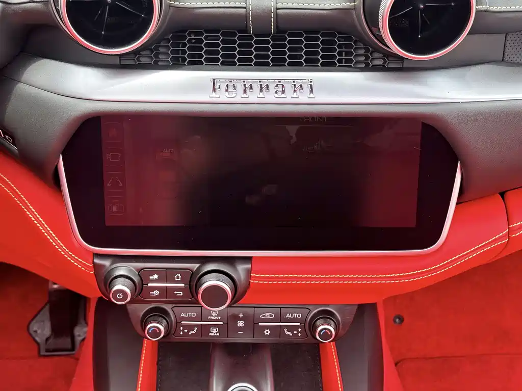 Ferrari Portofino — фото 17