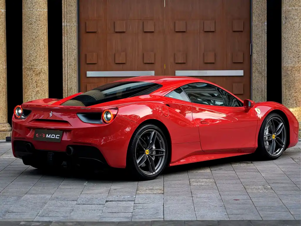 Ferrari 488 — фото 4