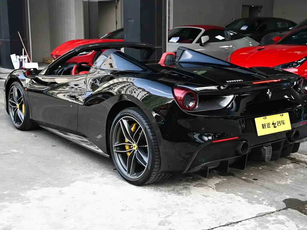 Ferrari 488 — фото 3