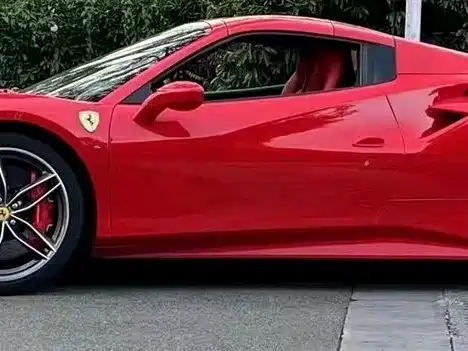 Ferrari 488 — фото 3