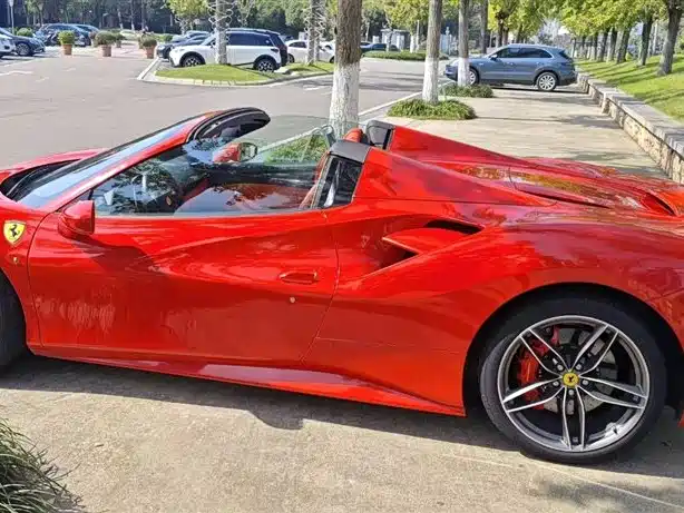 Ferrari 488 — фото 6