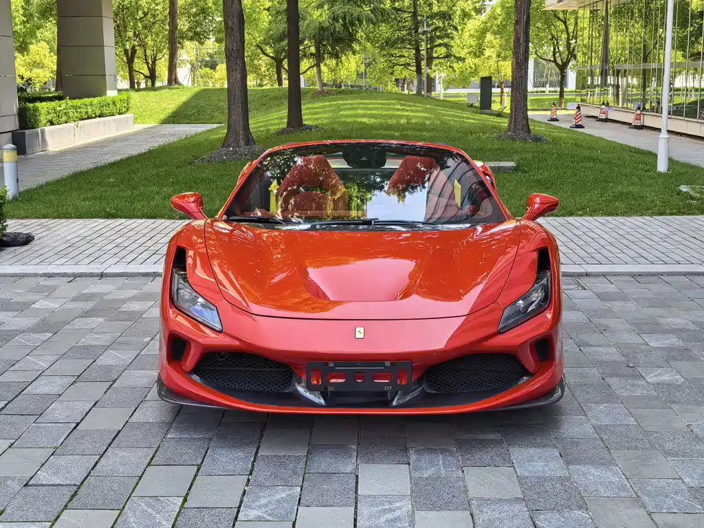 Ferrari F8 — фото 2