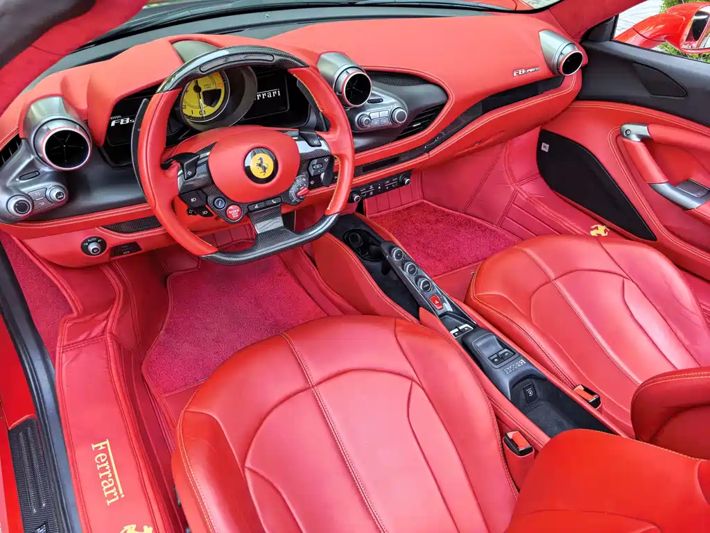 Ferrari F8 — фото 11