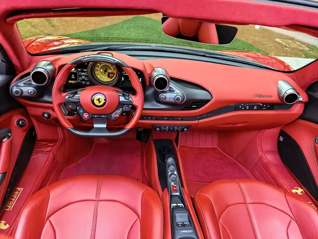 Ferrari F8 — фото 29