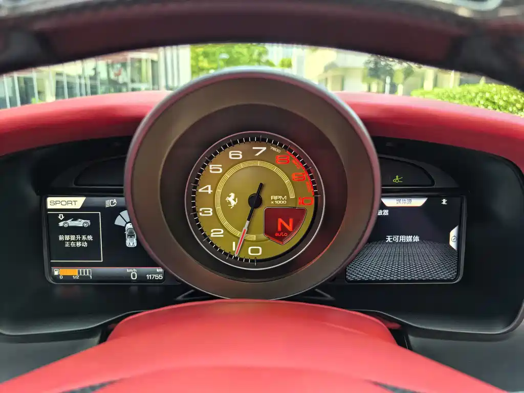 Ferrari F8 — фото 37