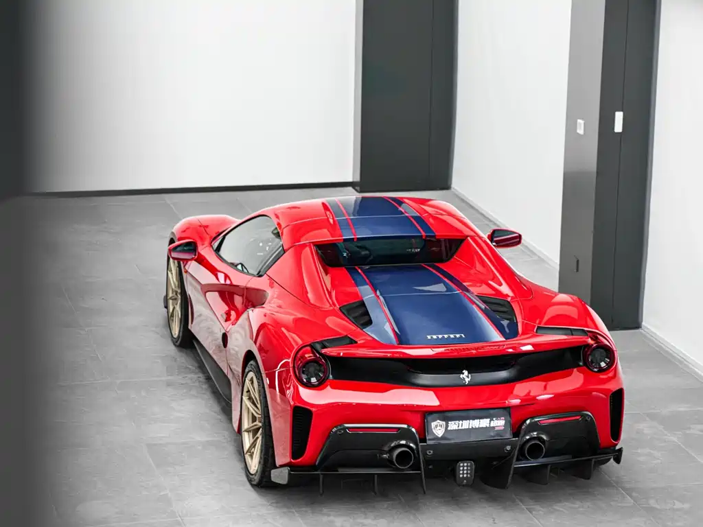 Ferrari 488 — фото 11