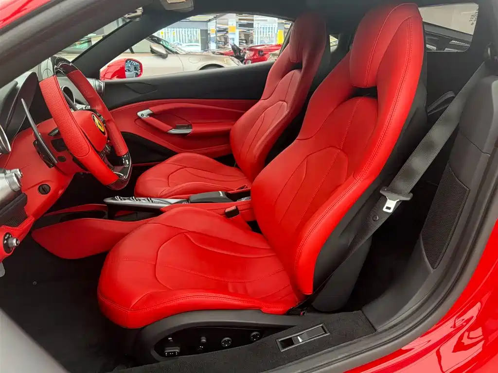 Ferrari F8 — фото 5