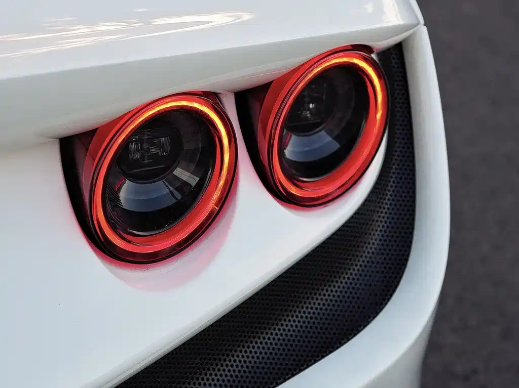 Ferrari F8 — фото 24