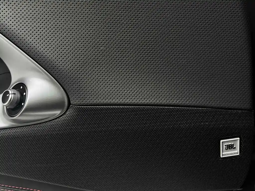 Ferrari 812 — фото 14