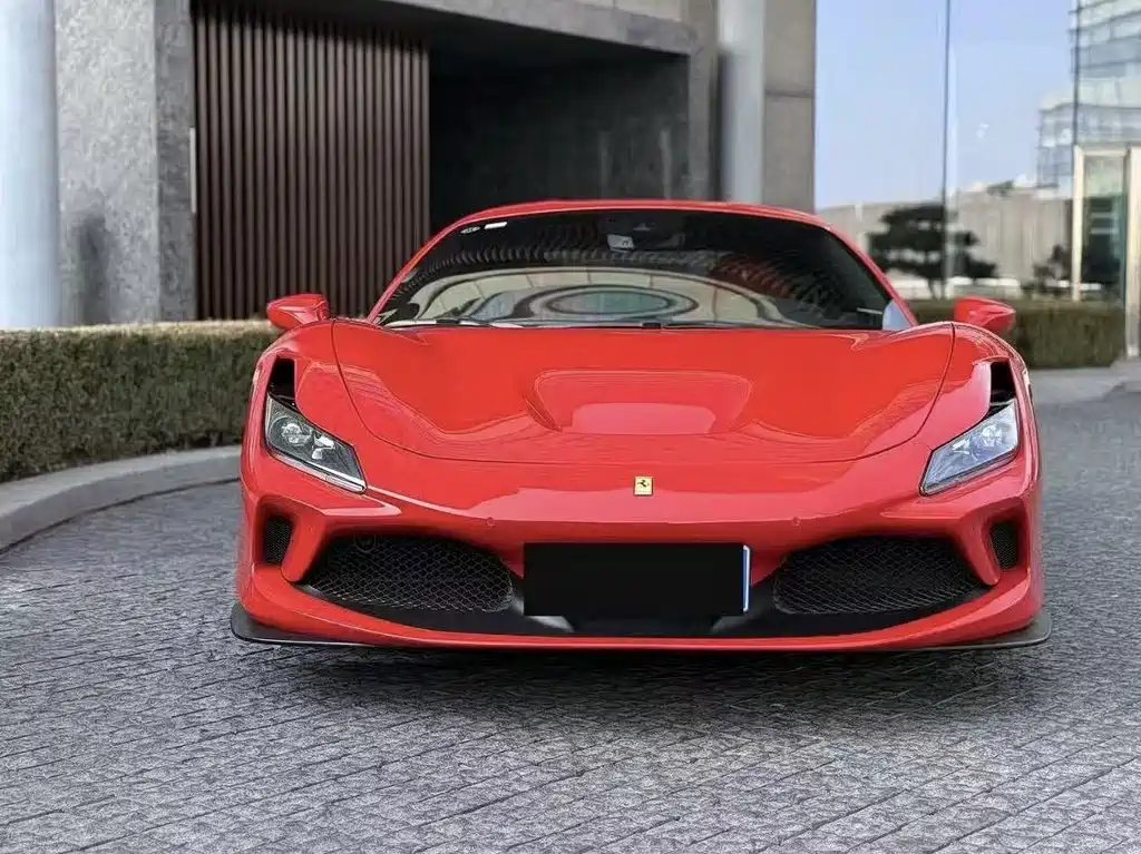 Ferrari F8 — фото 3