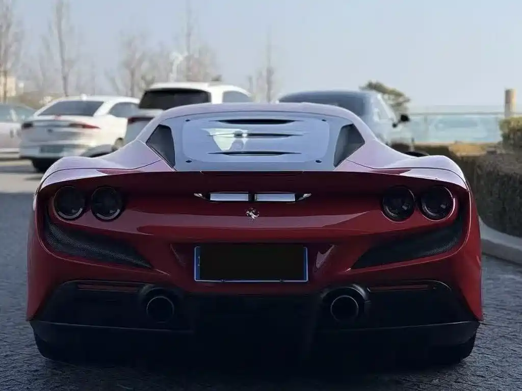 Ferrari F8 — фото 4