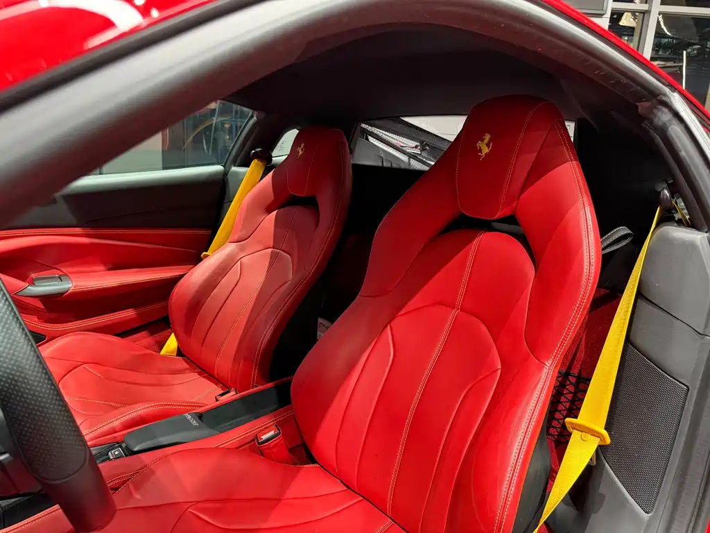 Ferrari F8 — фото 7