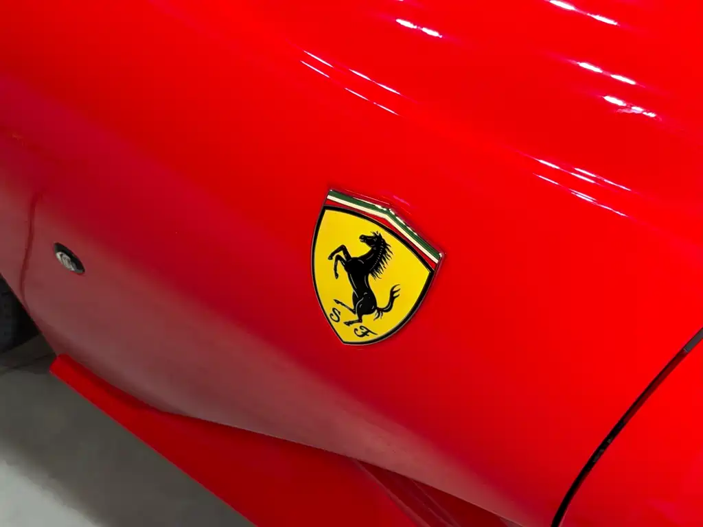 Ferrari 812 — фото 7