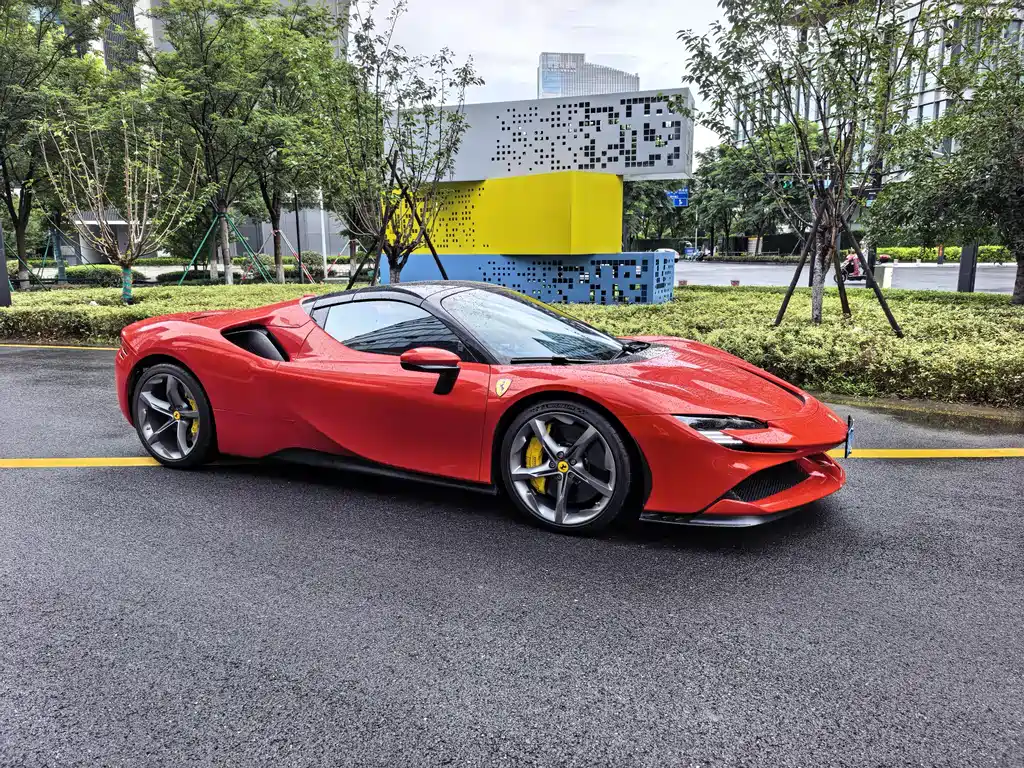 Ferrari SF90 — фото 4