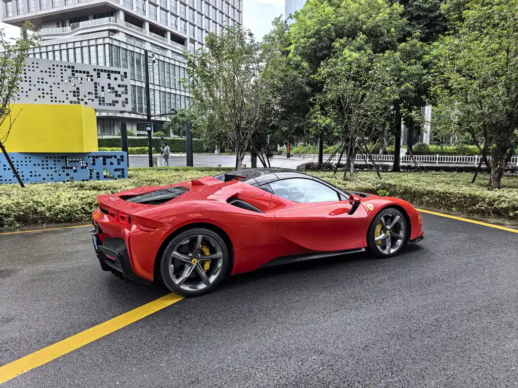 Ferrari SF90 — фото 5