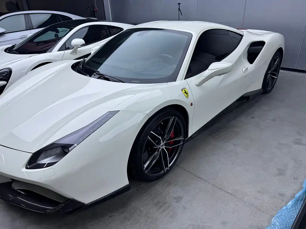 Ferrari 488 — фото 2