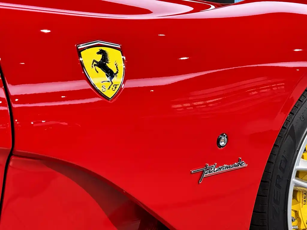 Ferrari 812 — фото 10