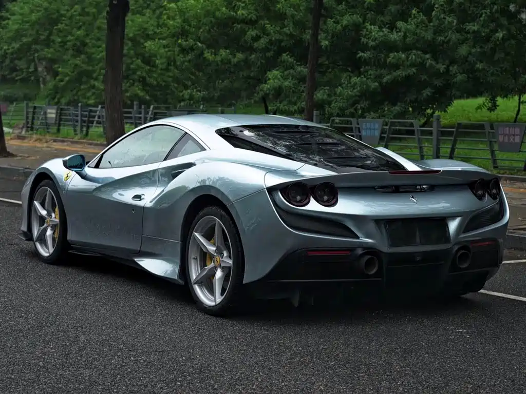 Ferrari F8 — фото 4
