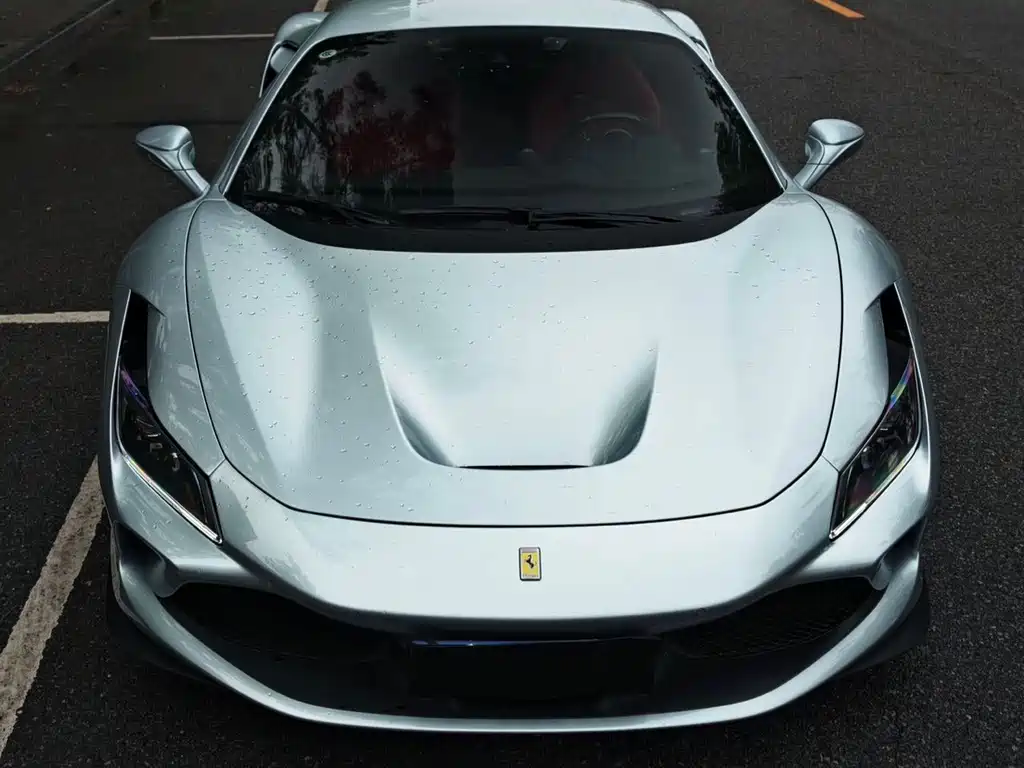 Ferrari F8 — фото 10