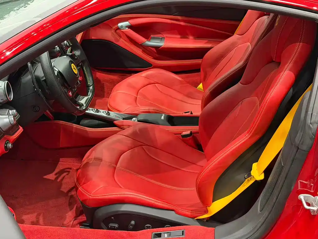 Ferrari F8 — фото 4