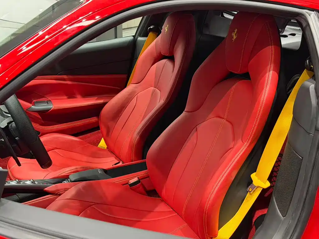 Ferrari F8 — фото 5