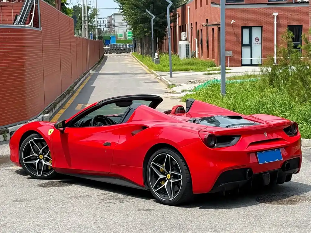 Ferrari 488 — фото 4