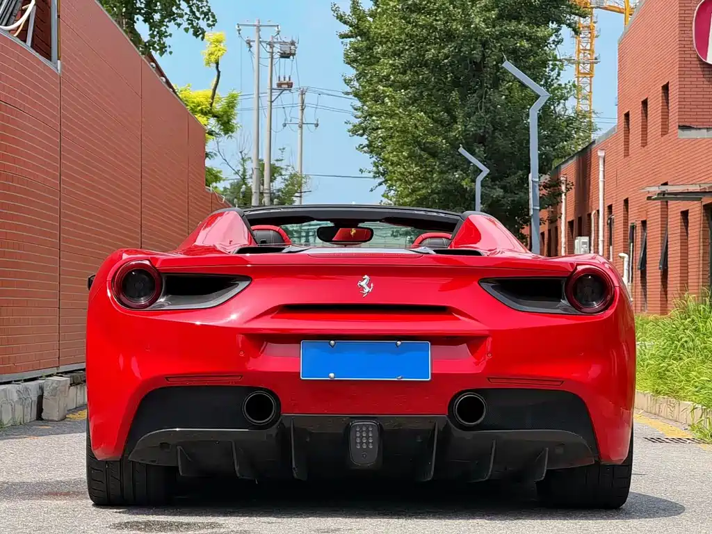 Ferrari 488 — фото 5