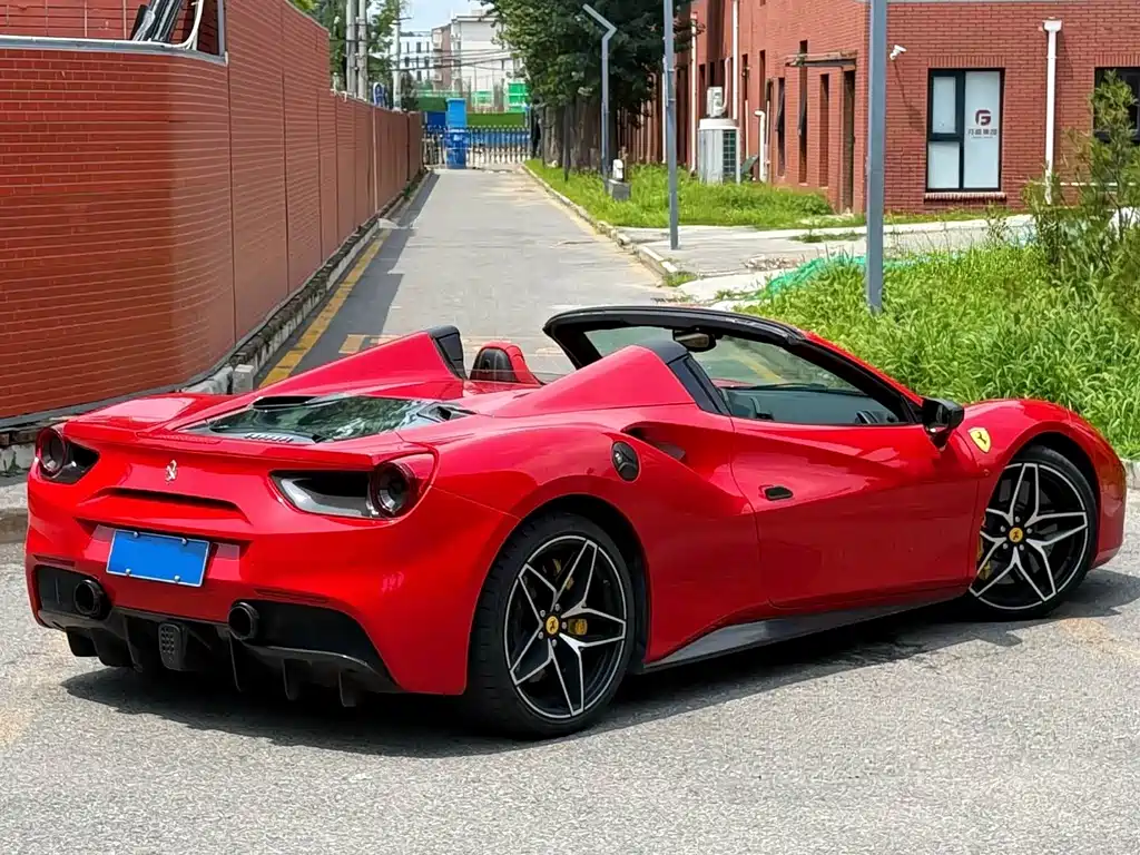 Ferrari 488 — фото 6