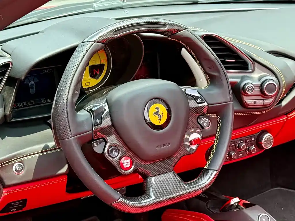 Ferrari 488 — фото 8