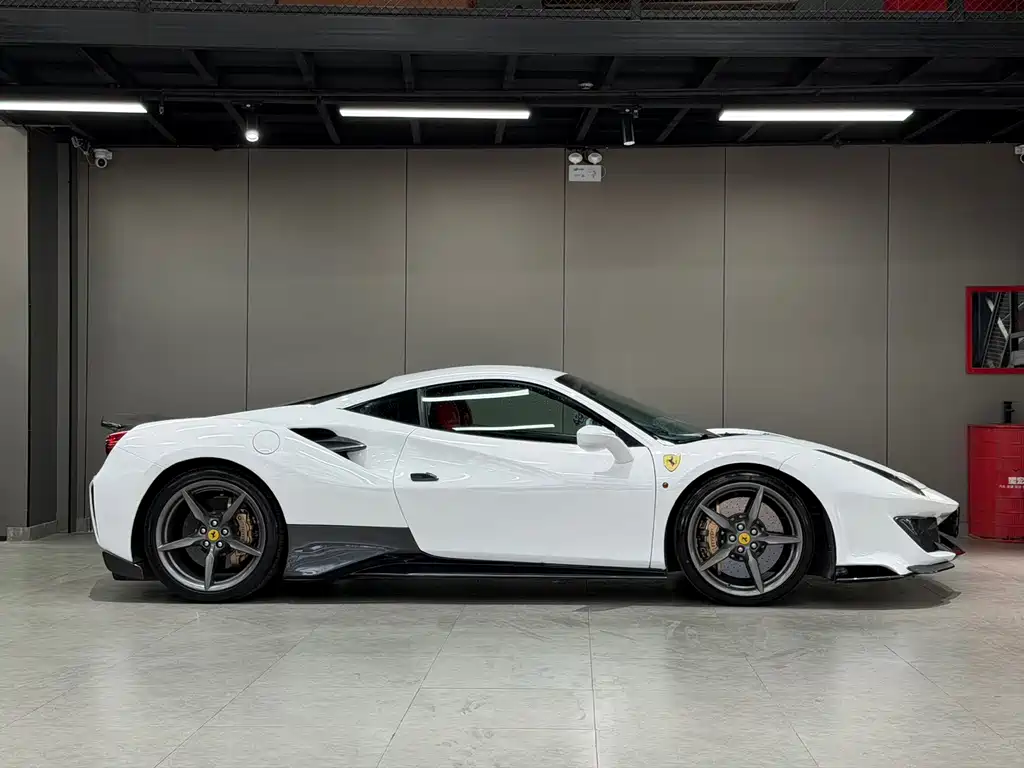 Ferrari 488 — фото 8