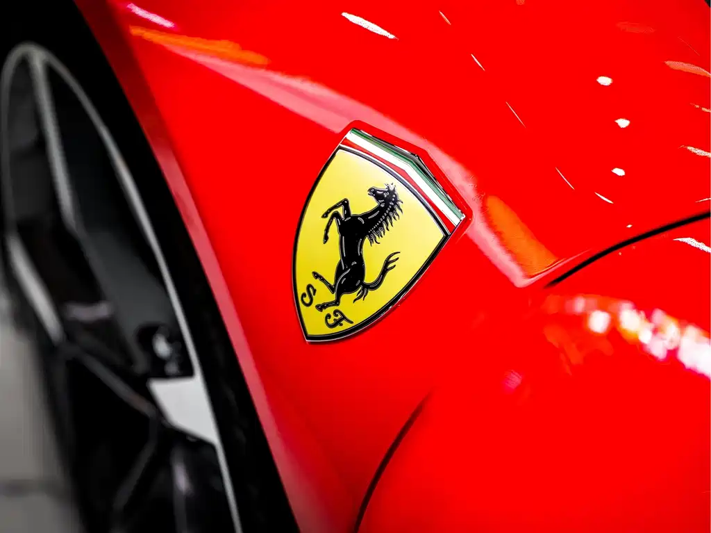 Ferrari SF90 — фото 7