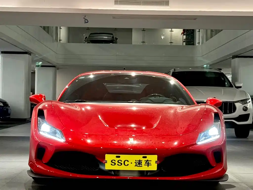 Ferrari F8 — фото 2