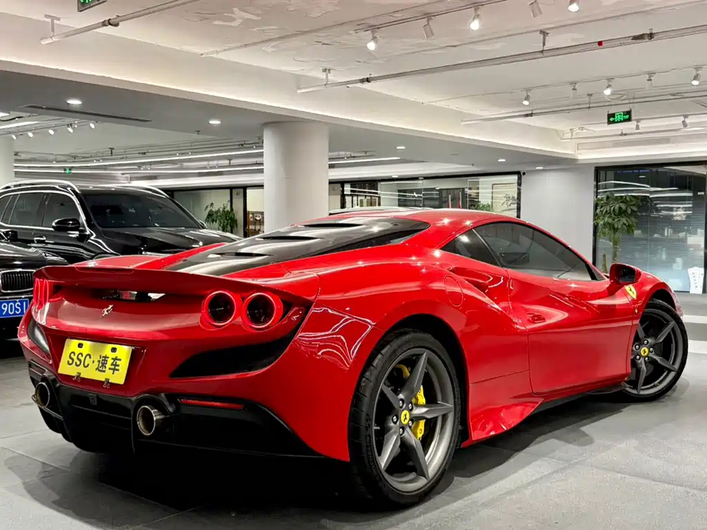 Ferrari F8 — фото 4