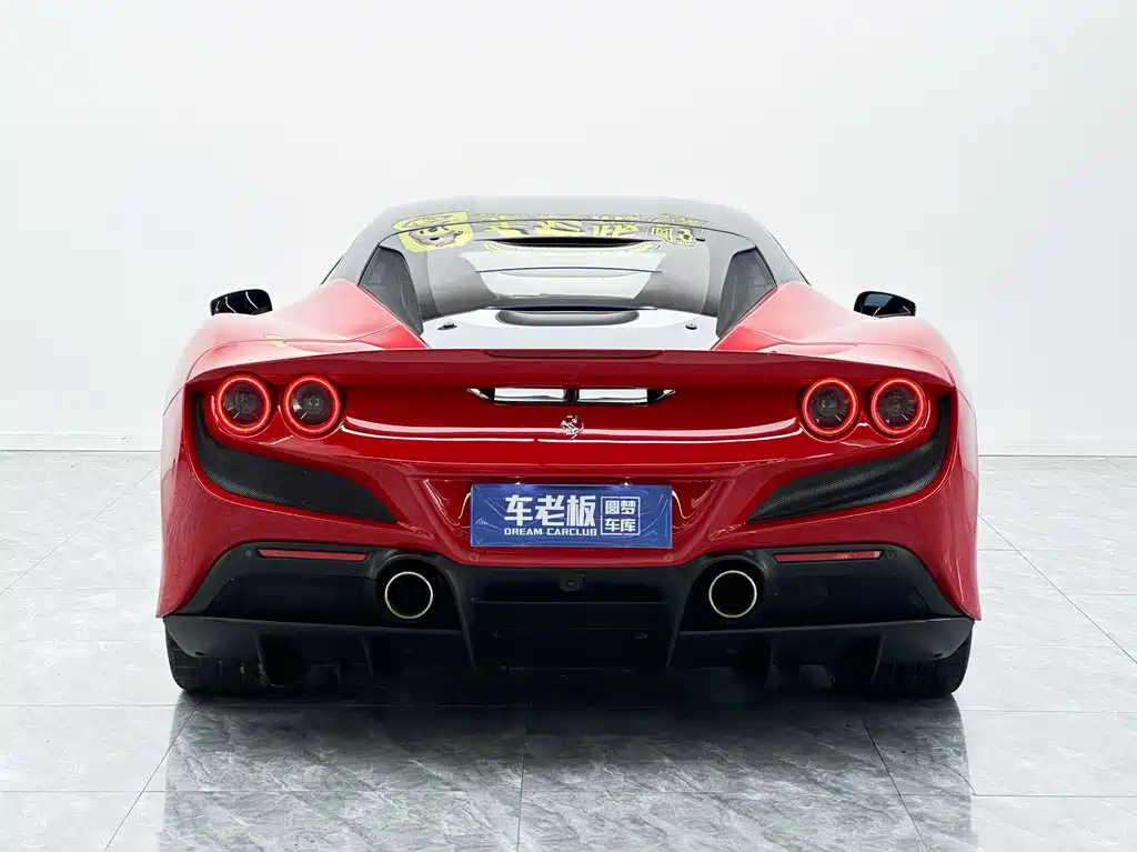 Ferrari F8 — фото 5