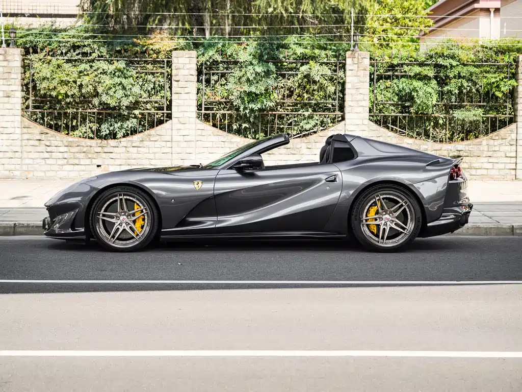 Ferrari 812 — фото 2