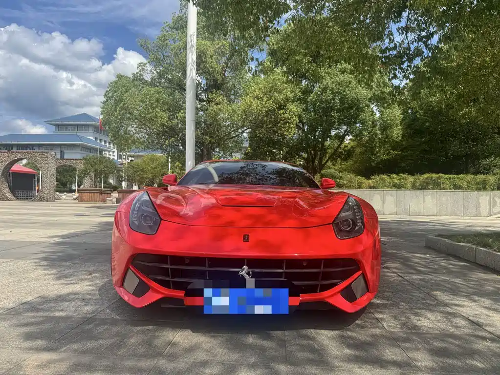 Ferrari F12berlinetta — фото 2