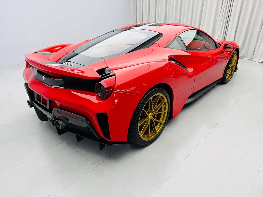 Ferrari 488 — фото 7