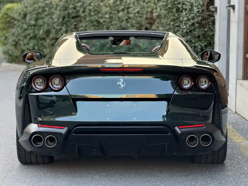 Ferrari 812 — фото 4