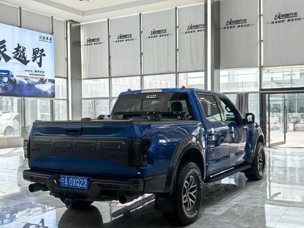 Ford F-150 Raptor — фото 9