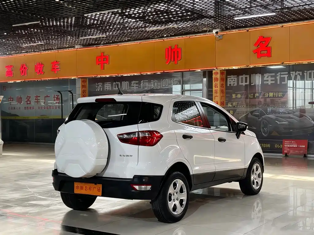 Ford Ecosport — фото 6