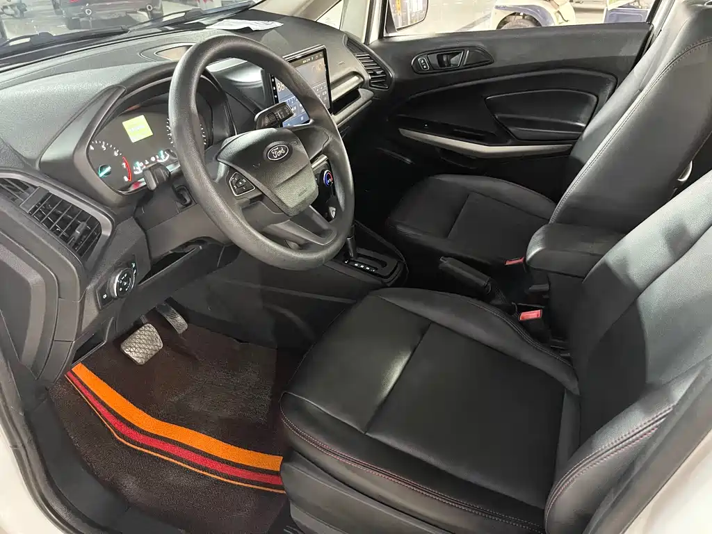 Ford Ecosport — фото 8